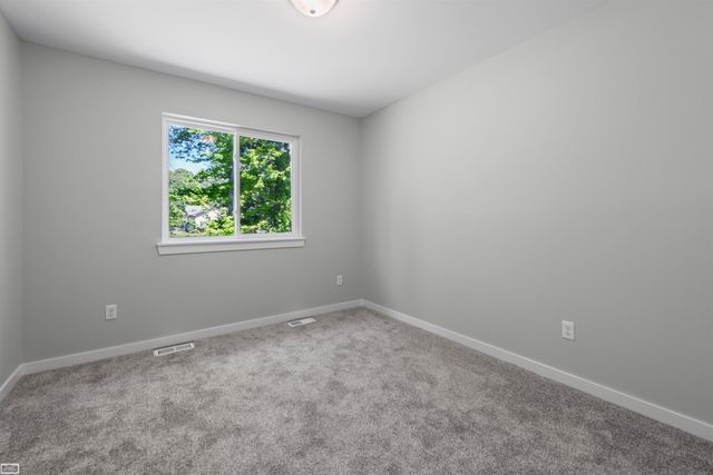3702 N Athanasia Way, Fort Gratiot, MI 48059