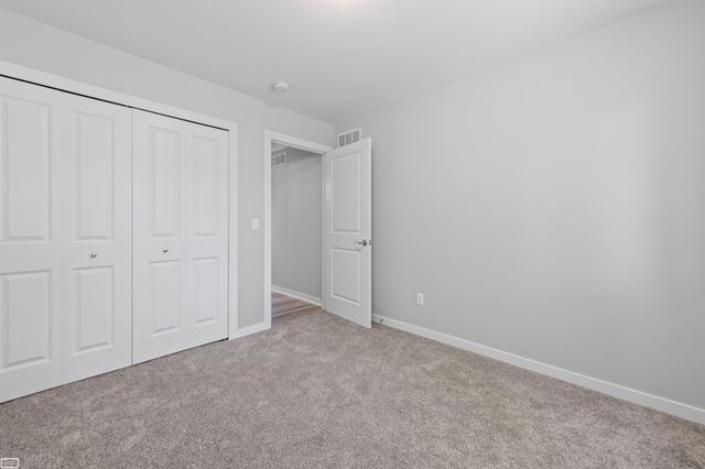 3702 N Athanasia Way, Fort Gratiot, MI 48059