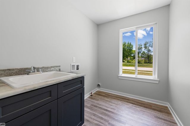 3702 N Athanasia Way, Fort Gratiot, MI 48059