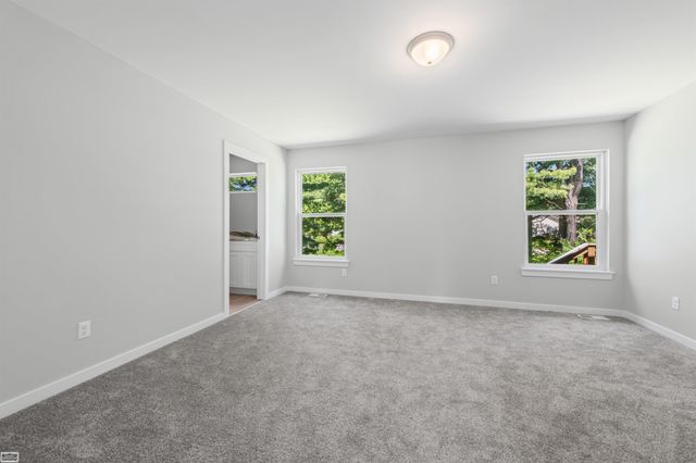 3702 N Athanasia Way, Fort Gratiot, MI 48059