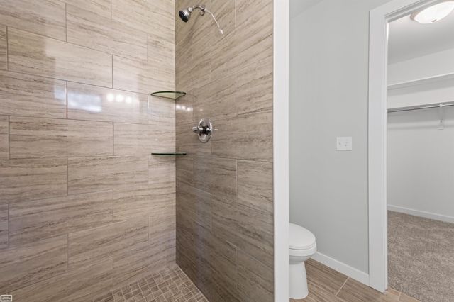3702 N Athanasia Way, Fort Gratiot, MI 48059