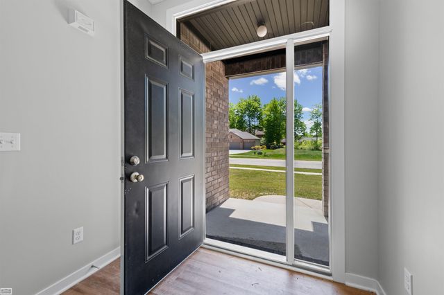 3702 N Athanasia Way, Fort Gratiot, MI 48059