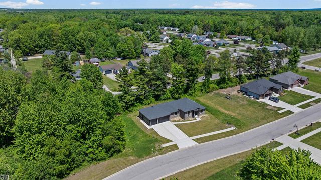 3702 N Athanasia Way, Fort Gratiot, MI 48059