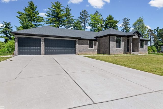 3702 N Athanasia Way, Fort Gratiot, MI 48059