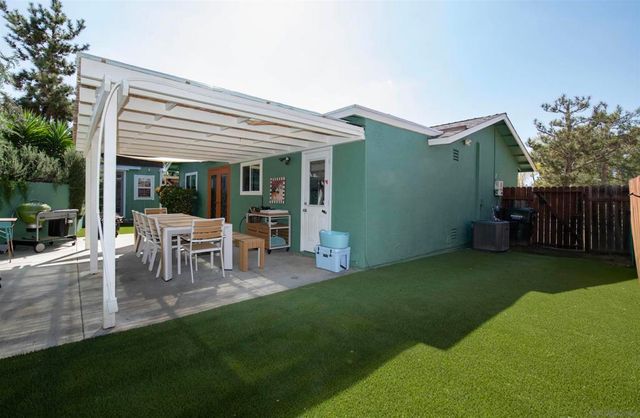 822 Laurelwood Ct, San Marcos, CA 92069