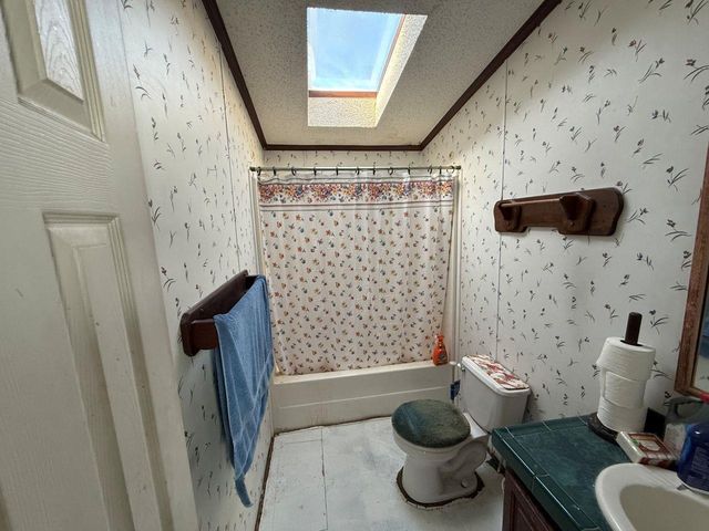 N4958 ARROWHEAD TRAIL, Juneau, WI 53039