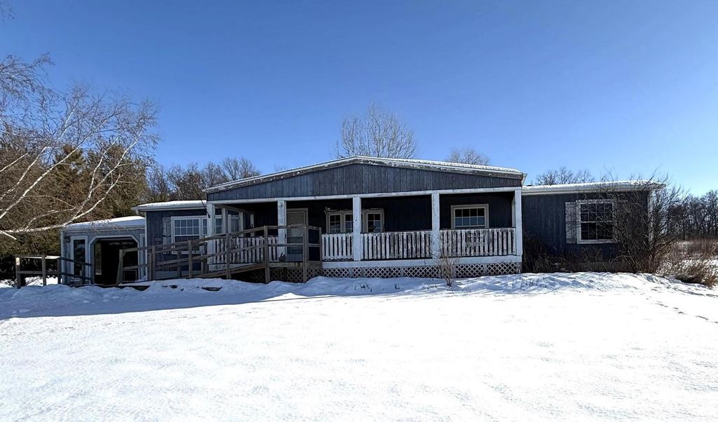 N4958 ARROWHEAD TRAIL, Juneau, WI 53039