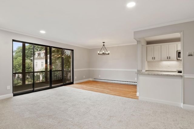 234 Nesmith St 24, Lowell, MA 01852