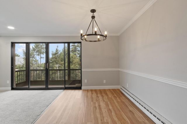 234 Nesmith St 24, Lowell, MA 01852
