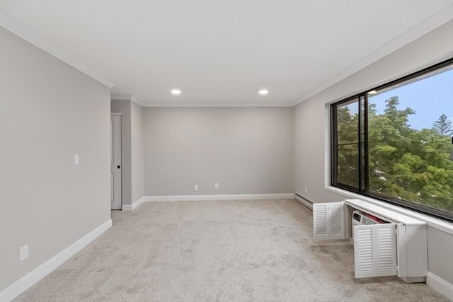234 Nesmith St 24, Lowell, MA 01852
