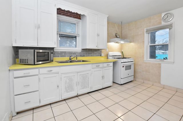 2125 44th Avenue N, Minneapolis, MN 55412