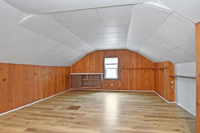 2125 44th Avenue N, Minneapolis, MN 55412