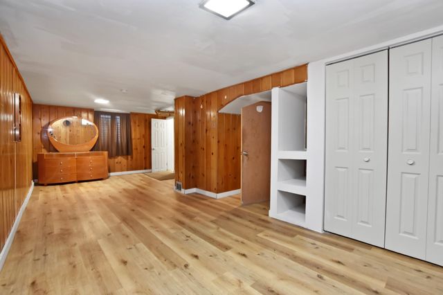 2125 44th Avenue N, Minneapolis, MN 55412