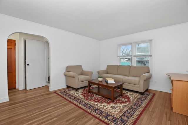 2125 44th Avenue N, Minneapolis, MN 55412