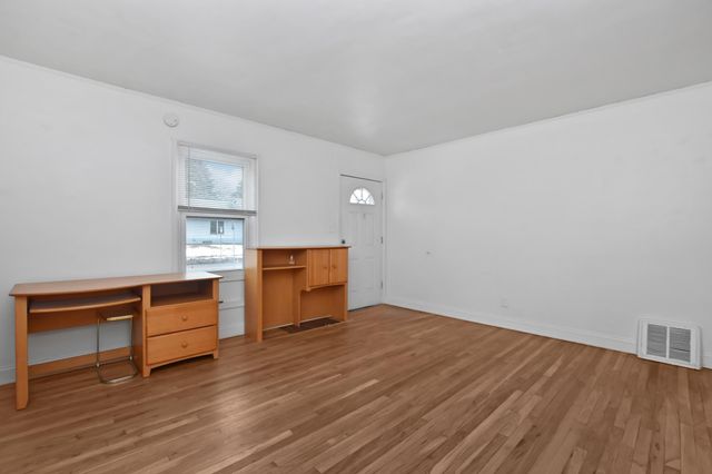 2125 44th Avenue N, Minneapolis, MN 55412