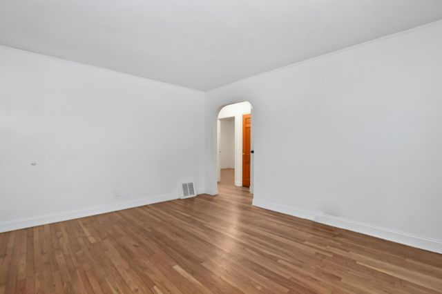 2125 44th Avenue N, Minneapolis, MN 55412