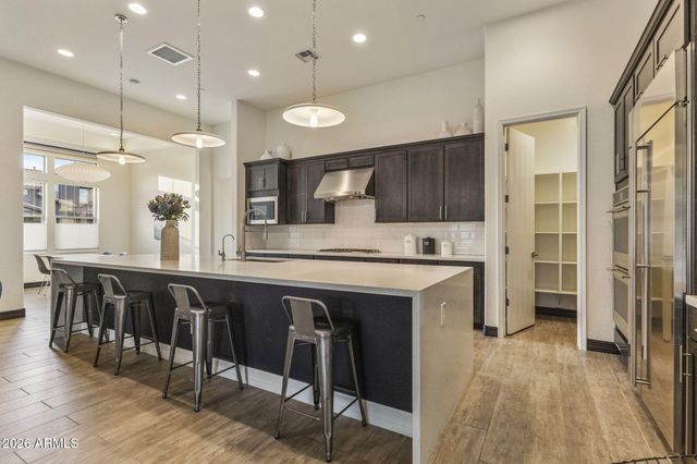 10437 E Monterra Way, Scottsdale, AZ 85262