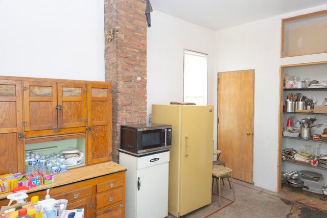 216 BLUFF Street, Council Bluffs, IA 51503