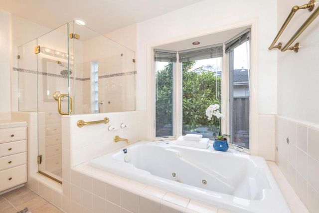 4107 Mackay Drive, Palo Alto, CA 94306