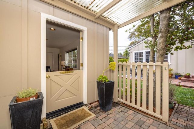 4107 Mackay Drive, Palo Alto, CA 94306