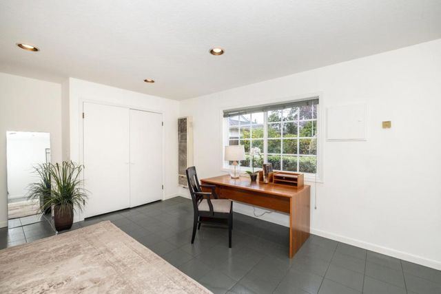 4107 Mackay Drive, Palo Alto, CA 94306