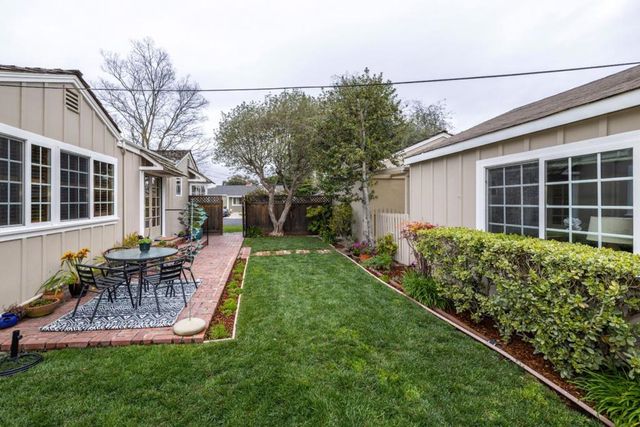4107 Mackay Drive, Palo Alto, CA 94306