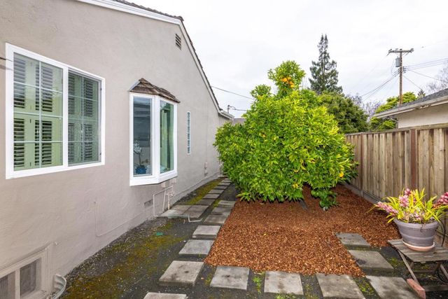 4107 Mackay Drive, Palo Alto, CA 94306