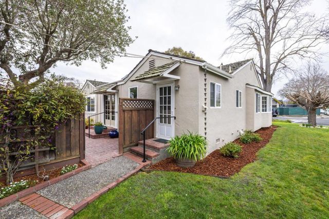 4107 Mackay Drive, Palo Alto, CA 94306