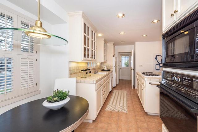 4107 Mackay Drive, Palo Alto, CA 94306