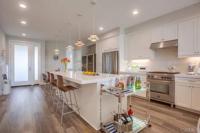 725 Grand Avenue, Carlsbad, CA 92008