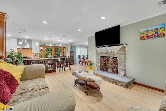 28 Pepper Rd, Montville Twp., NJ 07082