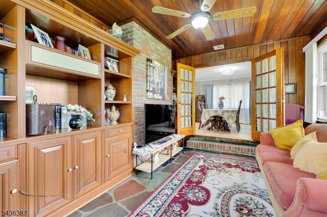 28 Pepper Rd, Montville Twp., NJ 07082