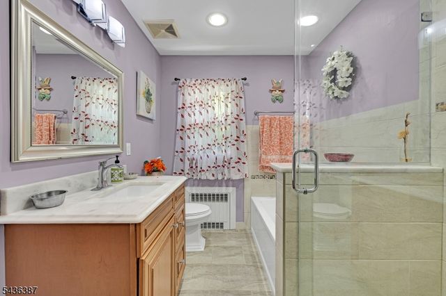 28 Pepper Rd, Montville Twp., NJ 07082