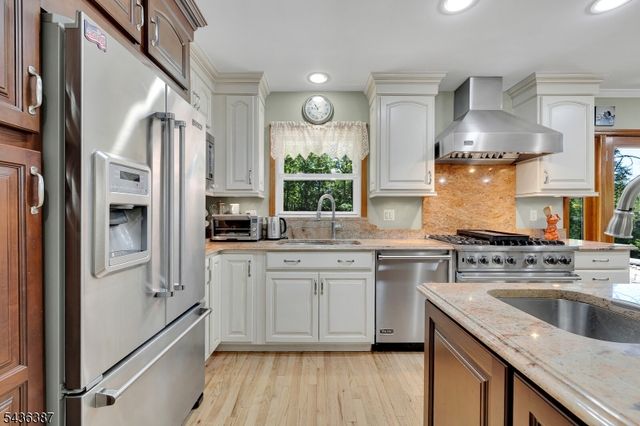 28 Pepper Rd, Montville Twp., NJ 07082