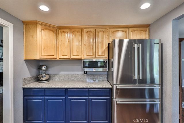 1421 E 15th, Upland, CA 91786