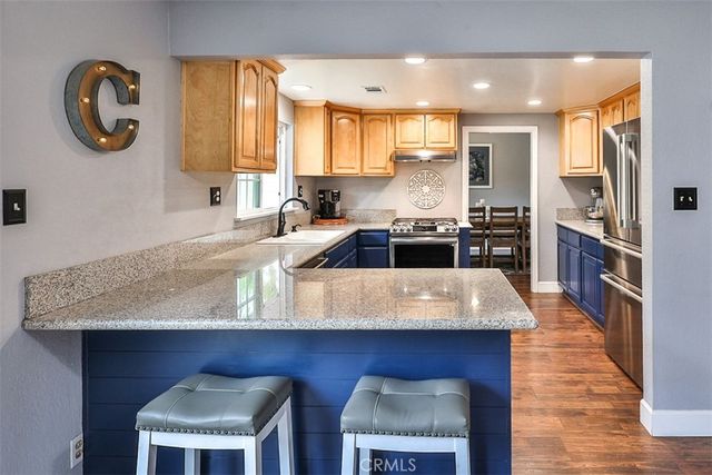 1421 E 15th, Upland, CA 91786