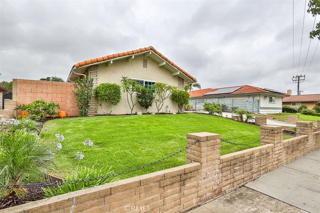 1421 E 15th, Upland, CA 91786