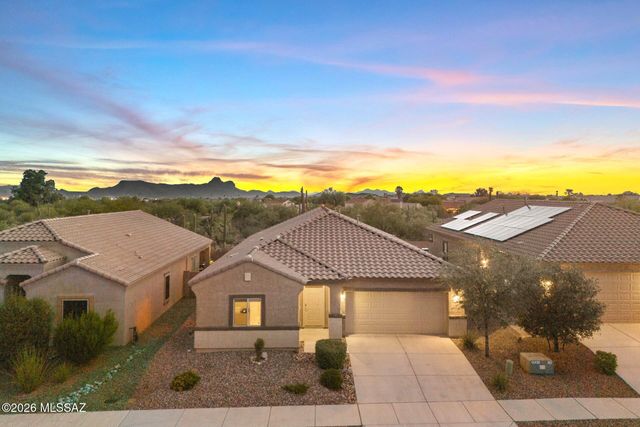 8633 N Egrets Rest Lane, Tucson, AZ 85742