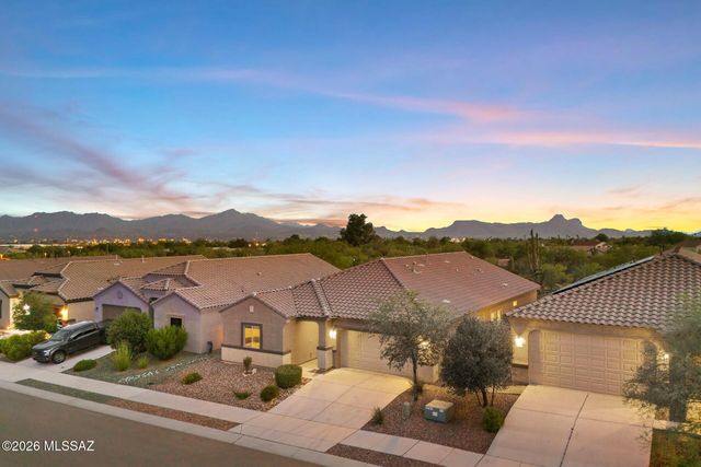 8633 N Egrets Rest Lane, Tucson, AZ 85742