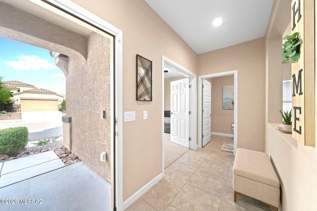 8633 N Egrets Rest Lane, Tucson, AZ 85742