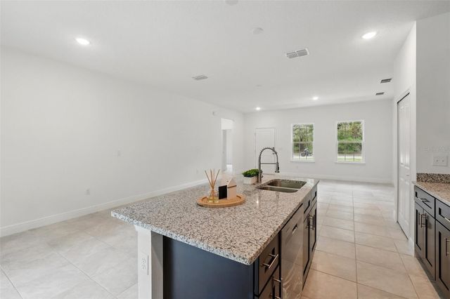 7738 N CREEK WAY, Citrus Springs, FL 34434