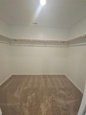 190 Sormonne LOOP, Kyle, TX 78640