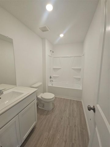 190 Sormonne LOOP, Kyle, TX 78640