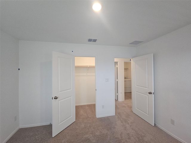 190 Sormonne LOOP, Kyle, TX 78640