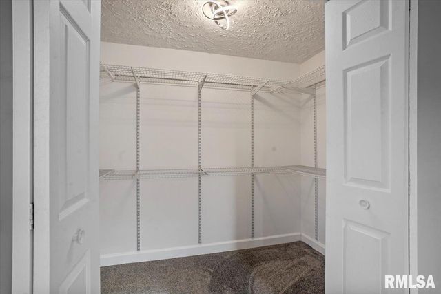 1722 N PEORIA Road, Springfield, IL 62702