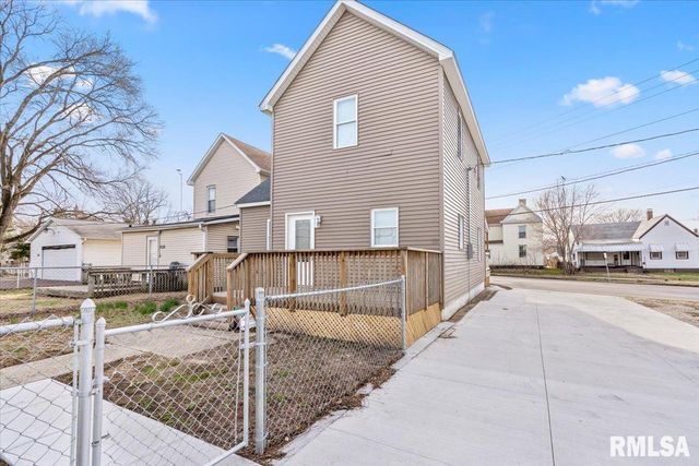 1722 N PEORIA Road, Springfield, IL 62702