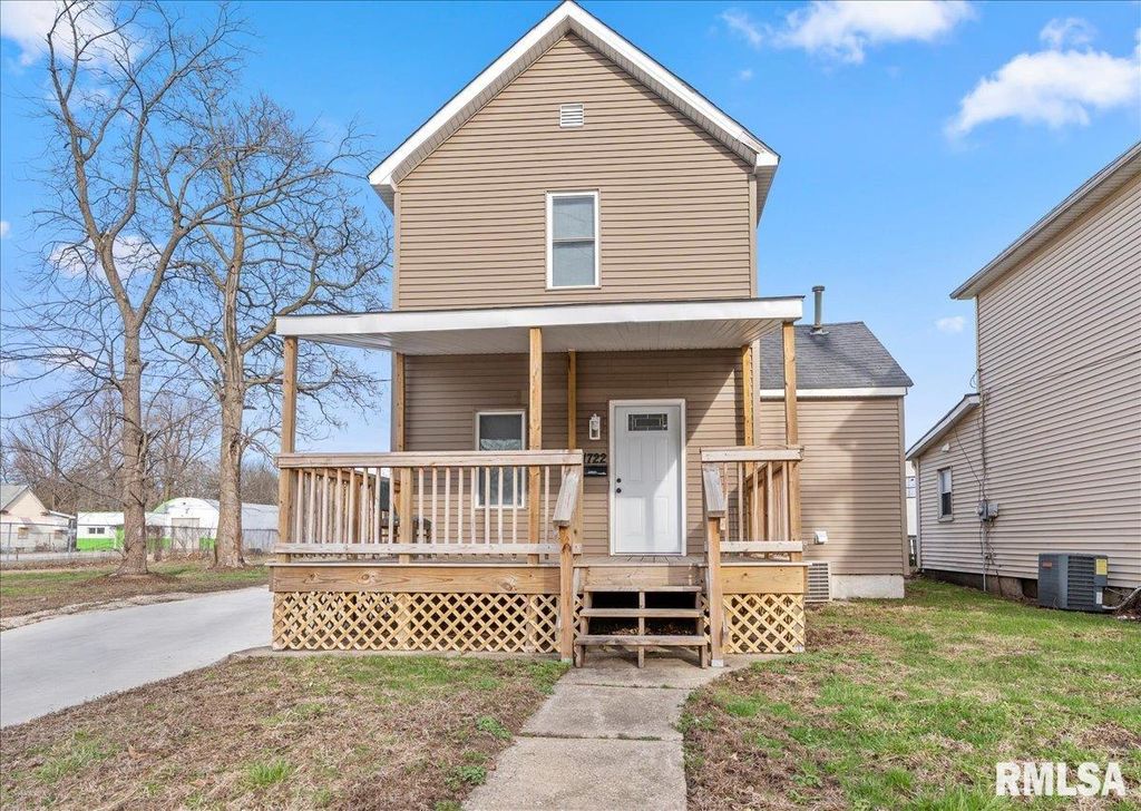 1722 N PEORIA Road, Springfield, IL 62702