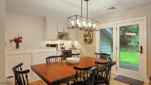 383 Tunnel Rd, Bethlehem Twp., NJ 08802