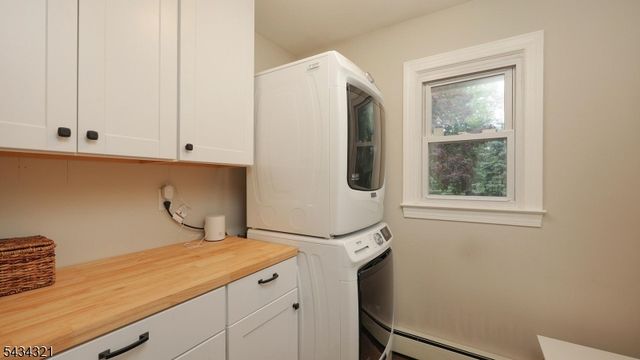 383 Tunnel Rd, Bethlehem Twp., NJ 08802