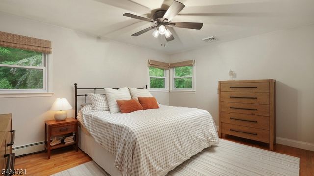 383 Tunnel Rd, Bethlehem Twp., NJ 08802
